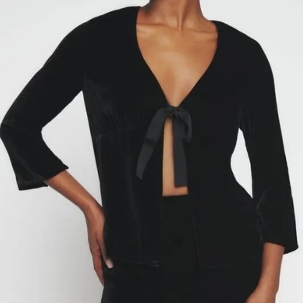 Reformation Cairns Velvet Tie Front Top Black